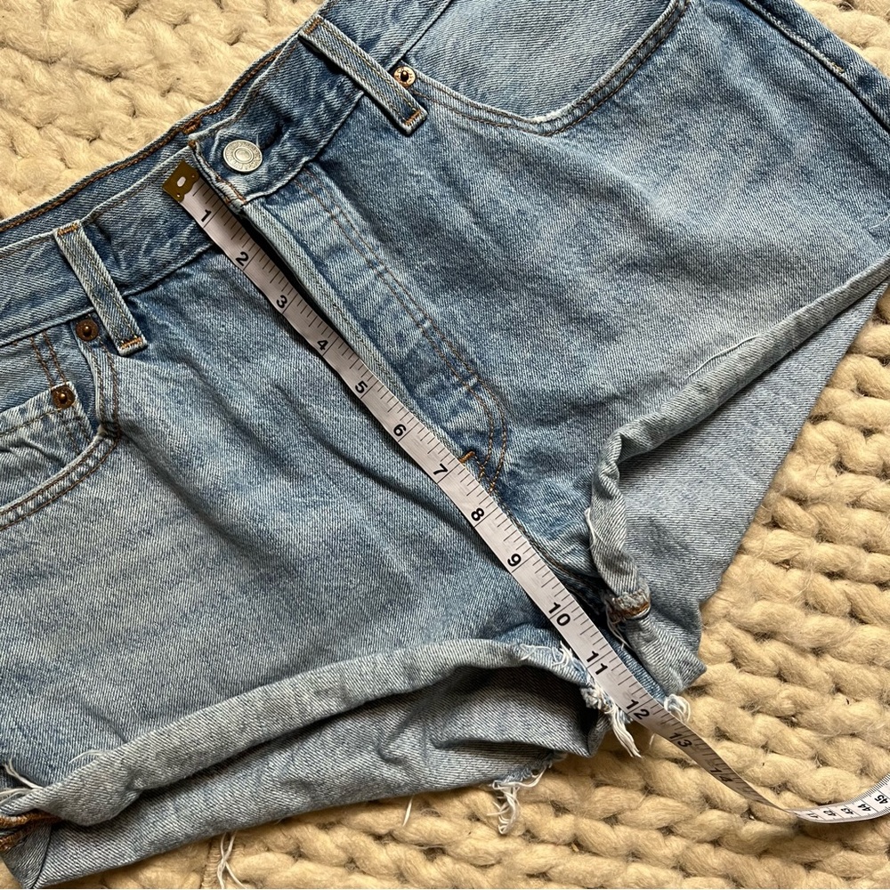 Levi's Blue Denim Shorts | small - Picture 5 of 8
